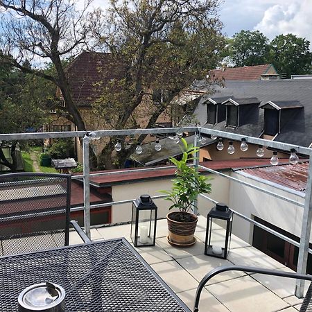 Apartmany Jevany Exterior foto