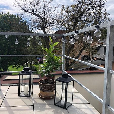 Apartmany Jevany Exterior foto