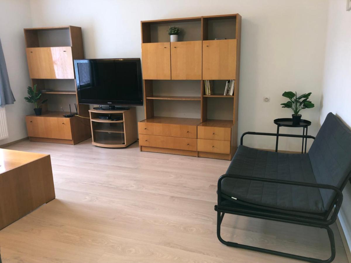 Apartmany Jevany Exterior foto