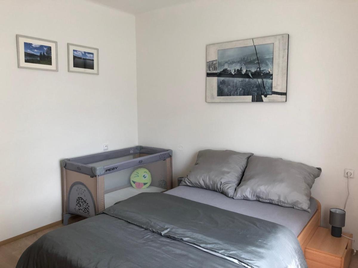 Apartmany Jevany Exterior foto