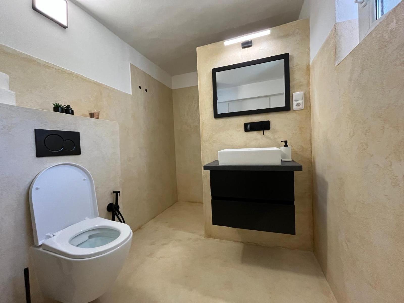 Apartmany Jevany Exterior foto